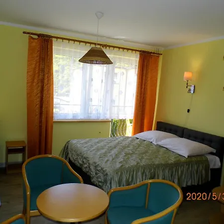 Pokoje Goscinne Natalia Miedzyzdroje Exterior photo